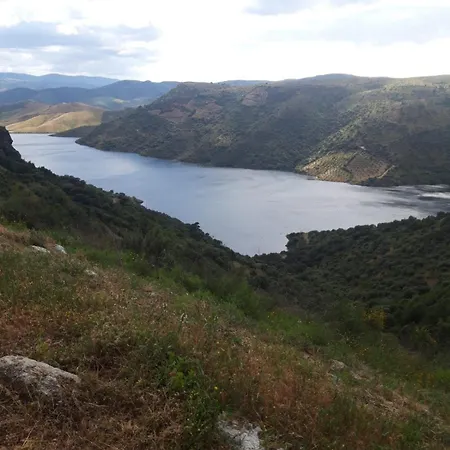 Retiro D'ouro - Casa Inteira Hébergement de vacances *
